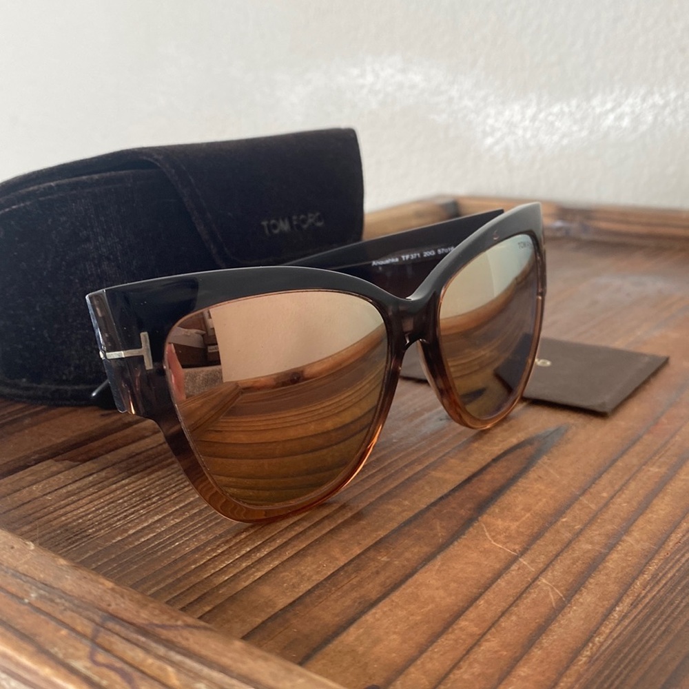 Tom Ford Anoushka TF371
